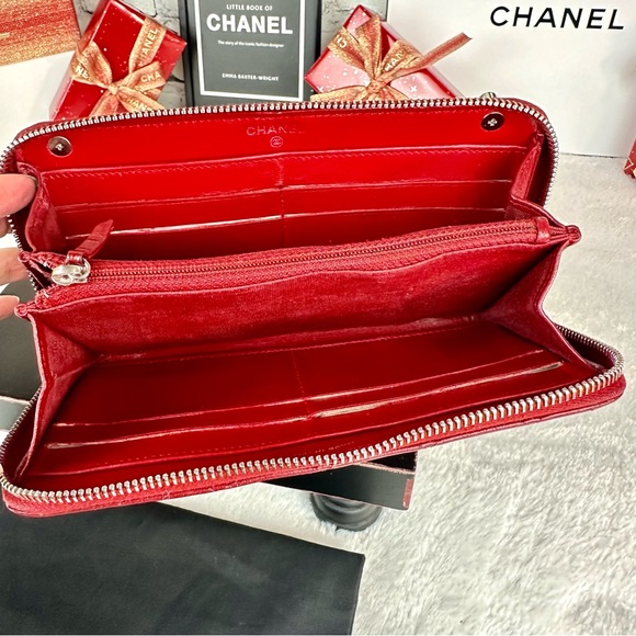 CHANEL Red Leather Zip Around Wallet Zippy wallet with chain - Picture 12 of 16